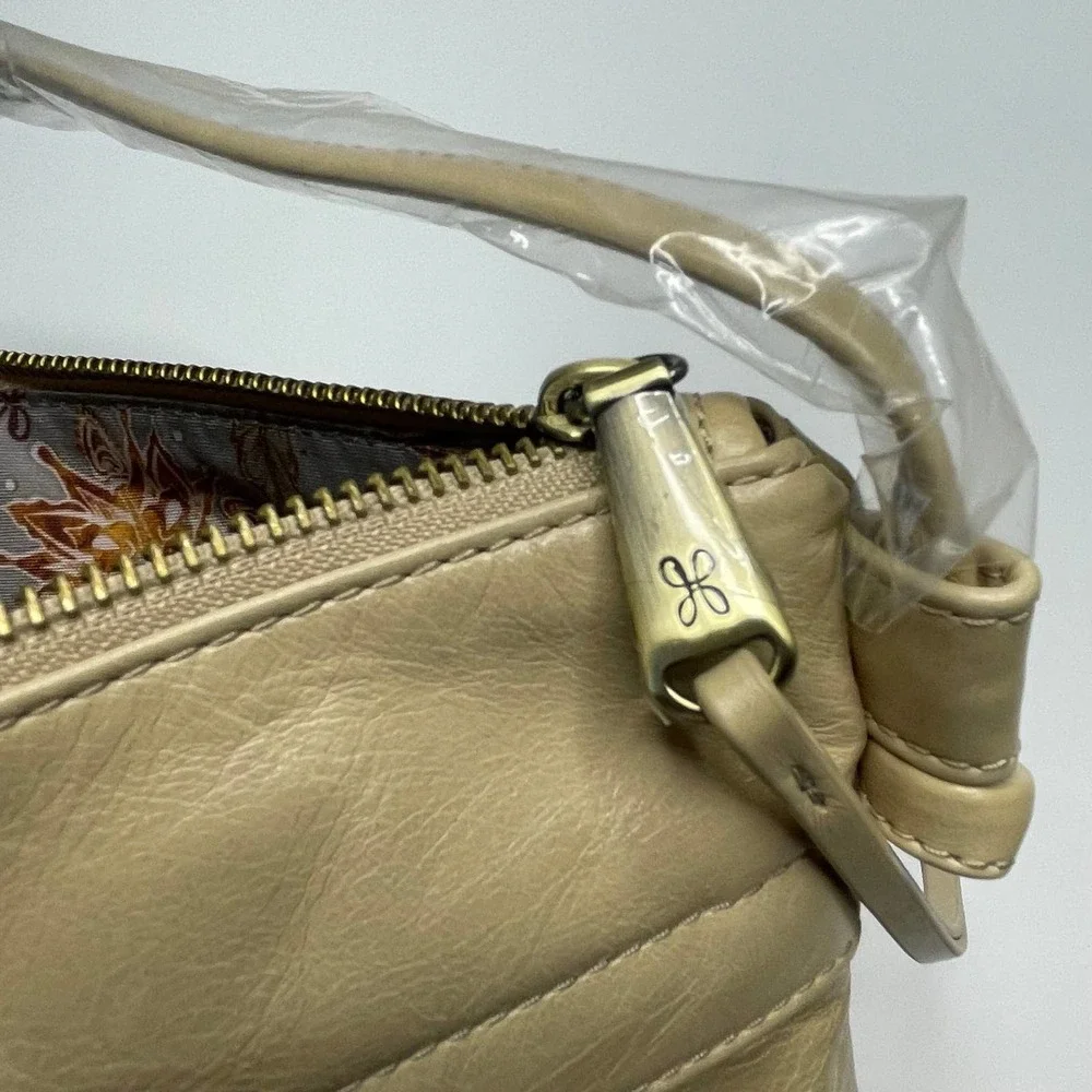 NWT Hobo International Leather Stark Vintage Crossbody Bag Parchment Cream - Picture 5 of 8